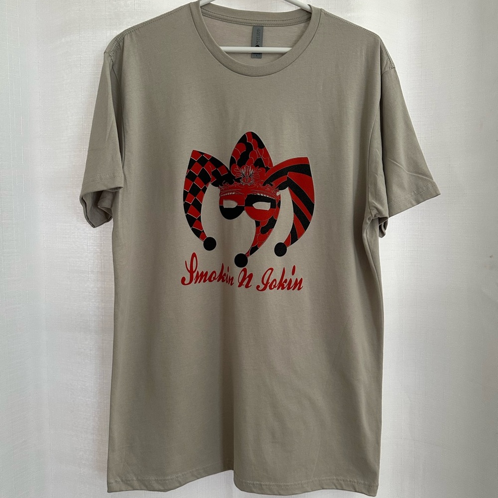 NextLevel Short Sleeve T-Shirt with Graphic printed Front Light Grey, Size L